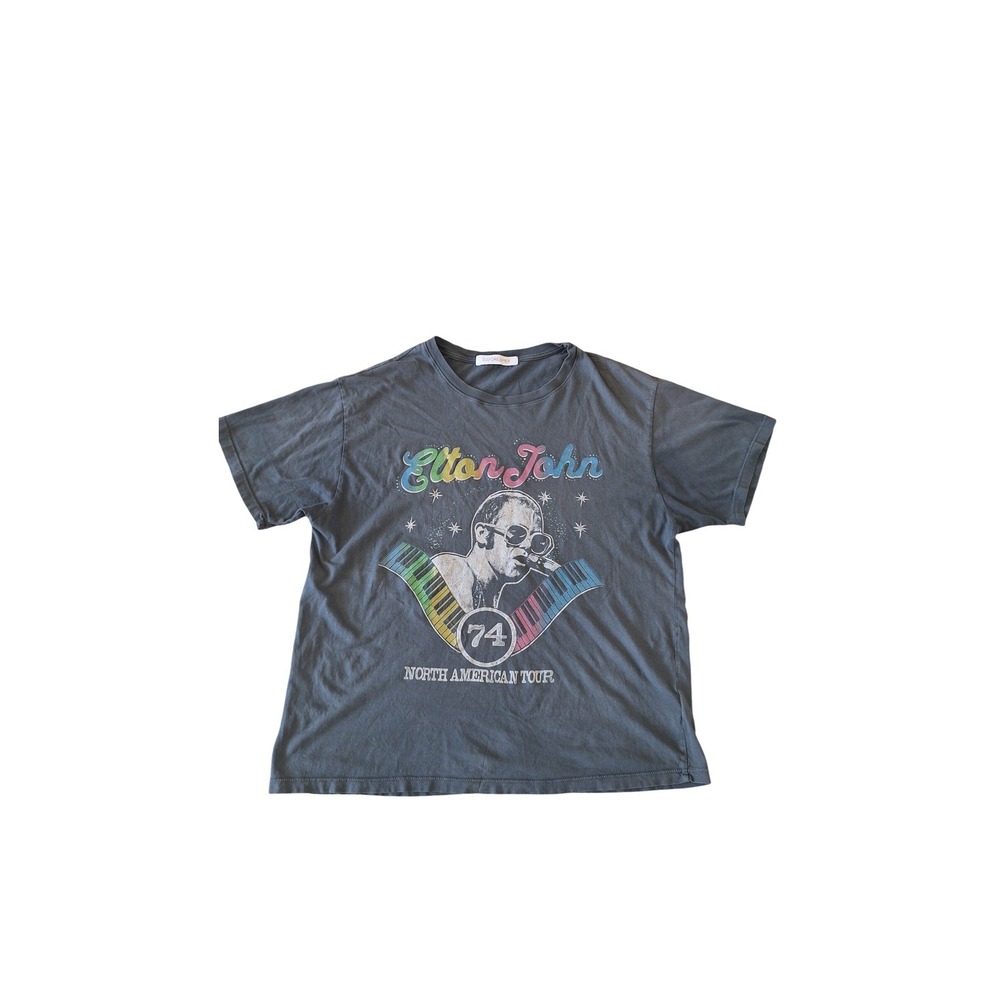 Daydreamer Elton John 1974 North American Tour‎ Graphic Tee Grey Small